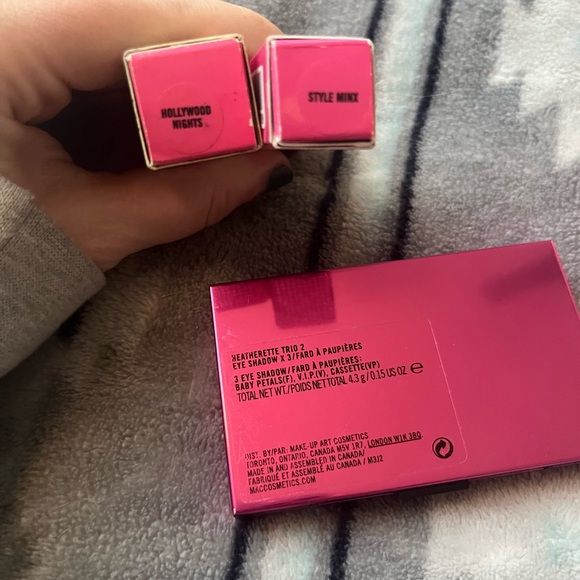 MAC Heatherrette collection *collectors item* - Picture 5 of 5